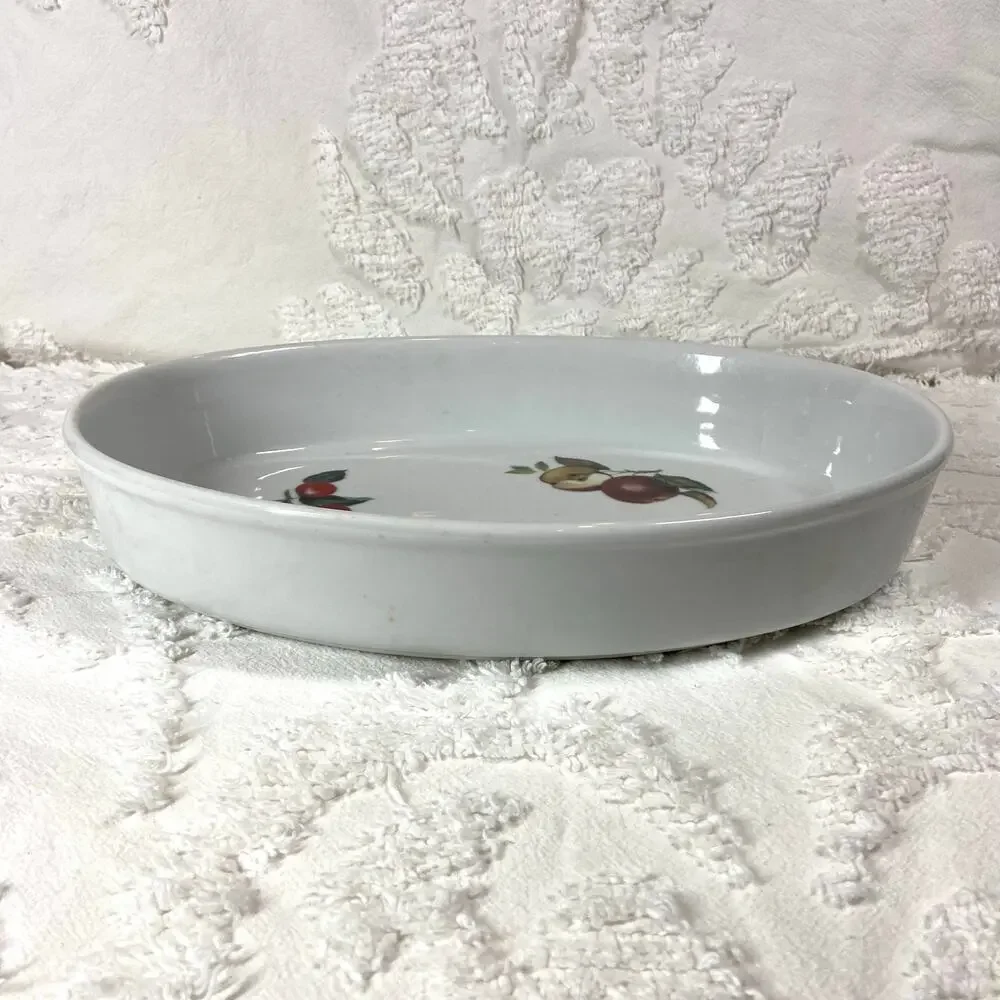 VTG BIA CORDON BLEU INTERNATIONAL Ceramic Casserole Dish Fruits Glossy Finish